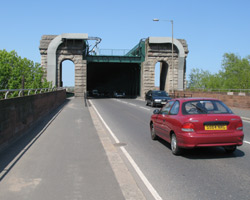 Queen Alexandra Bridge looking north