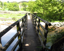 Broken Way Footbridge from the south