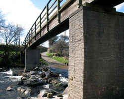 Old Huntshield Footbridge and Stepping Stones