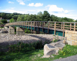 Kenneths Bridge from the west
