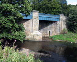 Lambton Road Bridge looking north