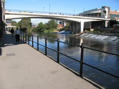 Milburngate Bridge from the south