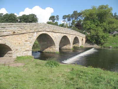 Paperhaugh Bridge looking north