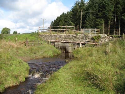 Railway bridge over Deadwater Burn