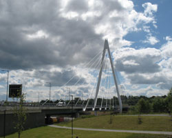 Northern Spire bridge from northwest