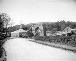 Warden suspension bridge